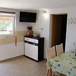 House Robinson House Dolac
