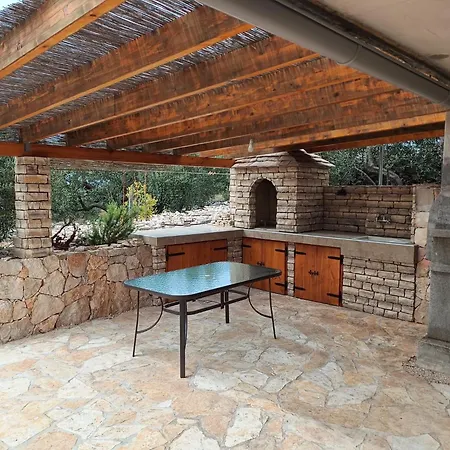 House Robinson House * Dolac