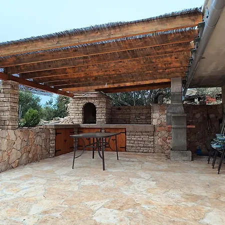 House Robinson House * Dolac