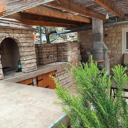 House Robinson House * Dolac