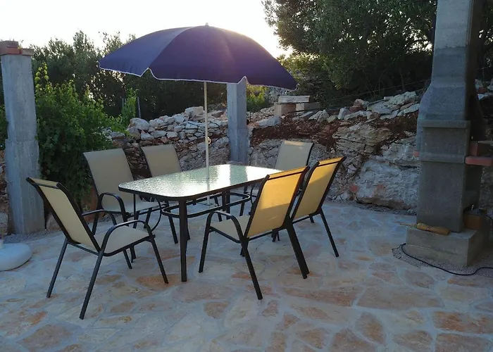 House Robinson House *