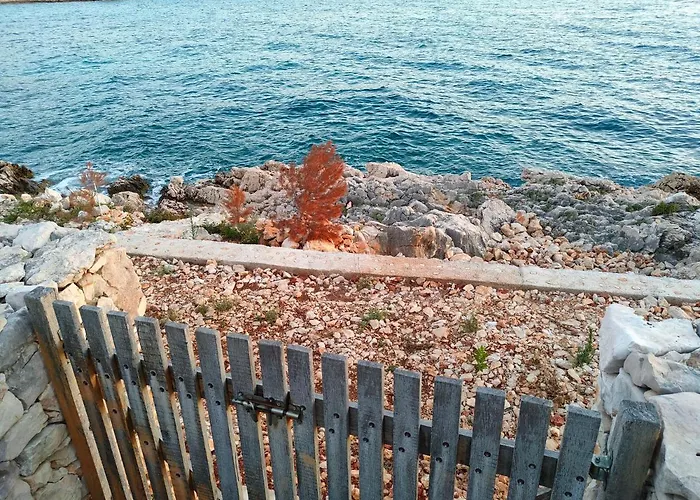 Feriehus House Robinson House Dolac