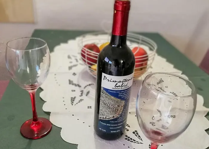 Feriehus House Robinson House Dolac