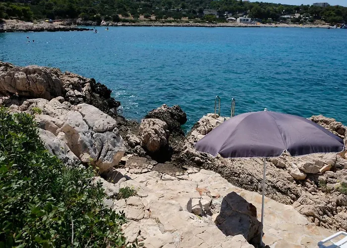 House Robinson House Ferienhaus Dolac