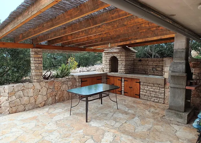 House Robinson House * Dolac